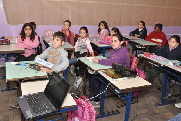 Atividade com os alunos do 5º ano do ensino fundamental  da E.E.E.F. Lília Neves