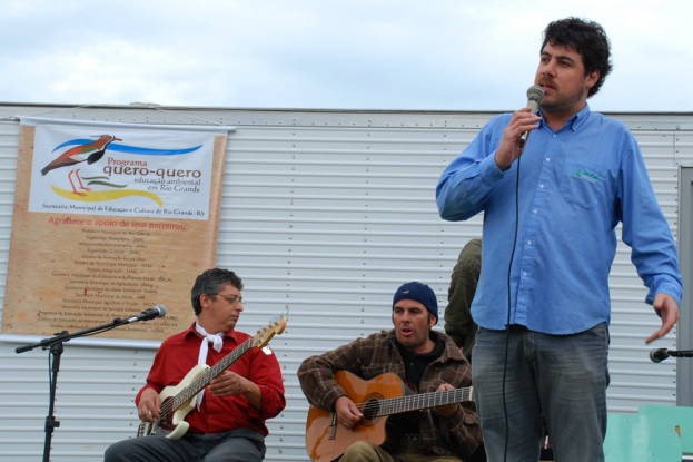 O educador ambiental Cauê Canabarro apresentou os programas ambientas da duplicação da BR-116/392.