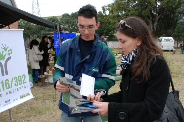 Durante a mateada foram distribuídos materiais divulgação da Gestão Ambiental  da duplicação da BR-116/392.