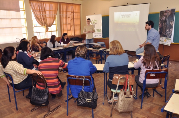 Primeiro encontro de formação com professores da E.E.E.M. Alfredo Ferreira Rodrigues - 23 de agosto de 2012
