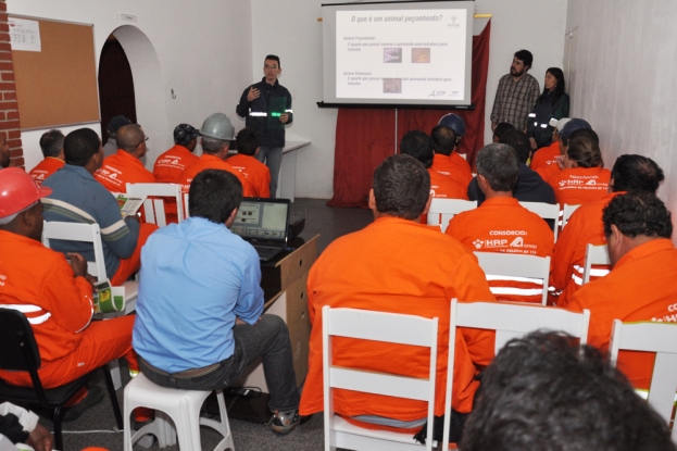 Na palestra foram apresentadas as principais diferenças entre animais venenosos e não venenosos - 17 de setembro de 2012