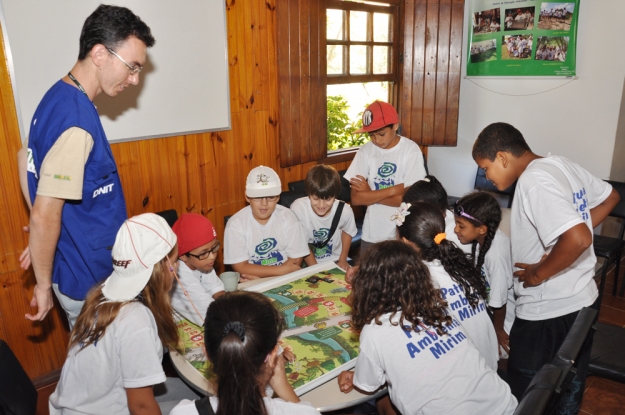 Atividade de Educação Ambiental com a Patrulha Mirim no Cassino - 08 de fevereiro de 2013