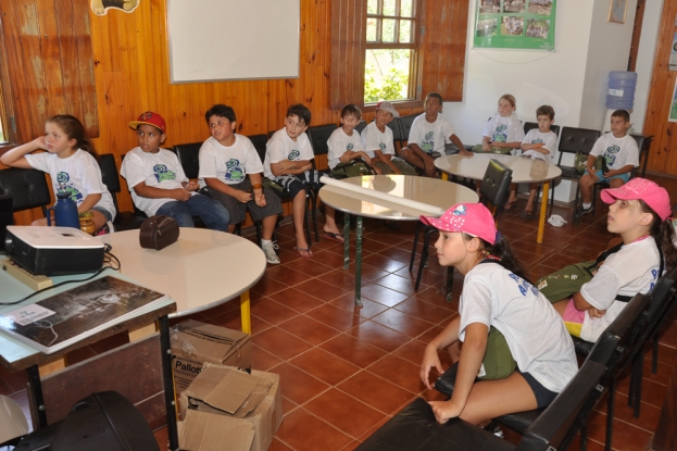 Atividade de Educação Ambiental com a Patrulha Mirim no Cassino - 08 de fevereiro de 2013