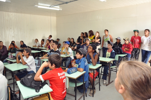 Atividade da Educação Ambiental na E.M.E.F. Olavo Bilac - 26 de março de 2013