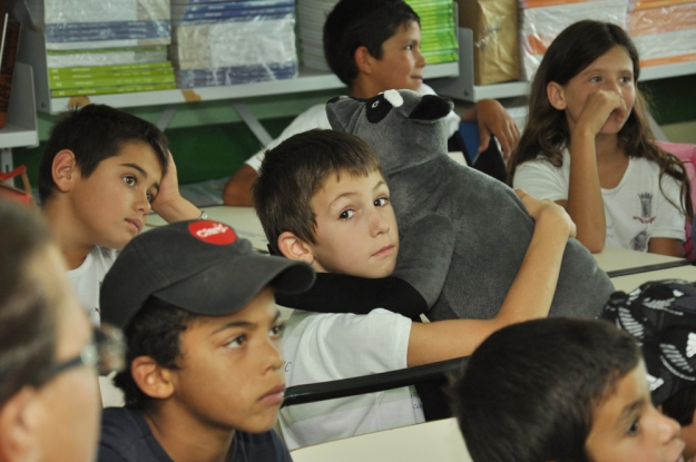 Atividade da Educação Ambiental na E.M.E.F. Olavo Bilac - 26 de março de 2013