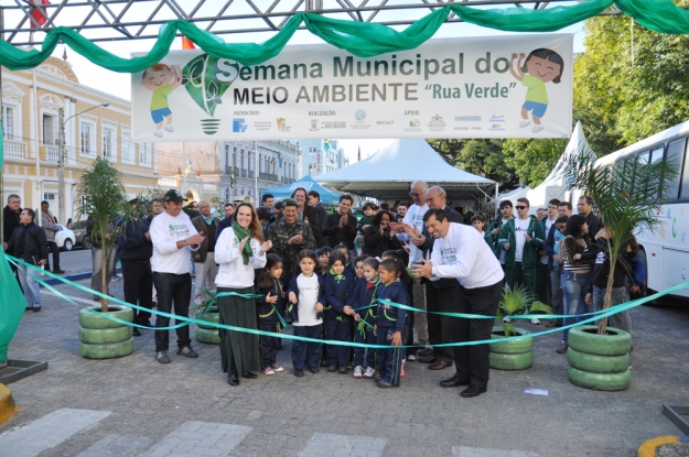 Abertura da Rua Verde durante a Semana do Meio Ambiente no Rio Grande. 03/06/2013