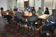 Engenheiros e encarregados da construtora do lote 1-B participam de palestra sobre resíduos sólidos