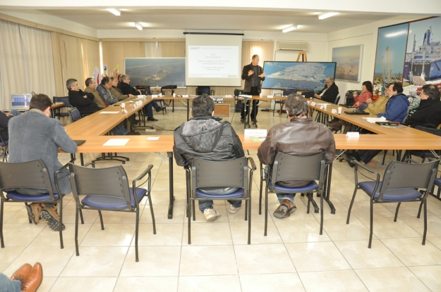 Engenherio do DNIT, Vladimir Casa, apresentou o projeto do lote 4 para o Conselho de Autoridade Portuária 