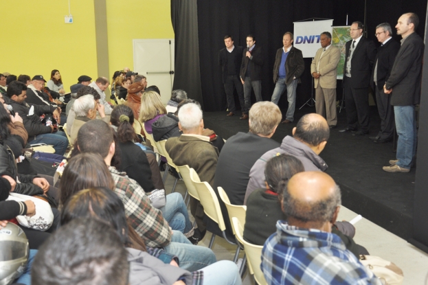 Audiência pública, com 104 moradores do Contorno de Pelotas e BR-116/RS
