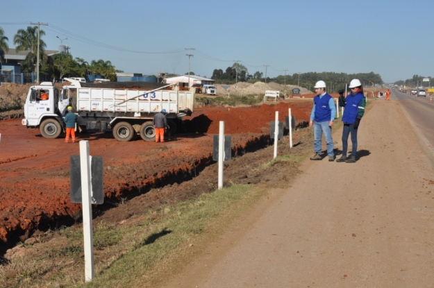 BR-392- Km 520+900 - Terraplenagem