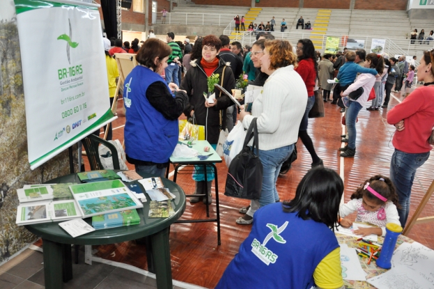 DNIT participa de evento comemorativo ao Dia Nacional da Construção Social