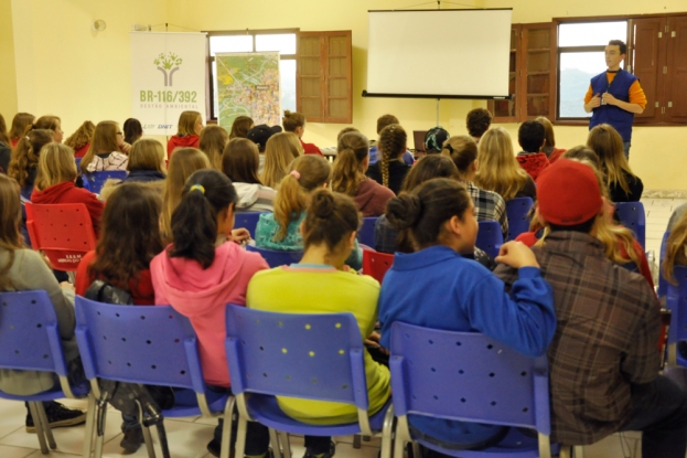 Atividade da Educação Ambiental na E.E.E.M. Arroio do Padre