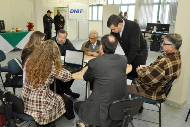 Moradores lindeiros à rodovia participaram dos primeiros dias de audiências  - Dia 27 de agosto de 2013