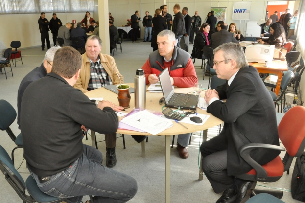 Moradores lindeiros à rodovia participaram dos primeiros dias de audiências  - Dia 28 de agosto de 2013