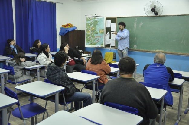 Reunião com os moradores do bairro Virgílio Costa