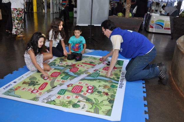 Estande da Gestão Ambiental da BR-116/392 no Dia Mundial do Meio Ambiente em Brasília.