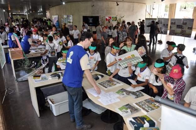 Estande da Gestão Ambiental da BR-116/392 no Dia Mundial do Meio Ambiente em Brasília.