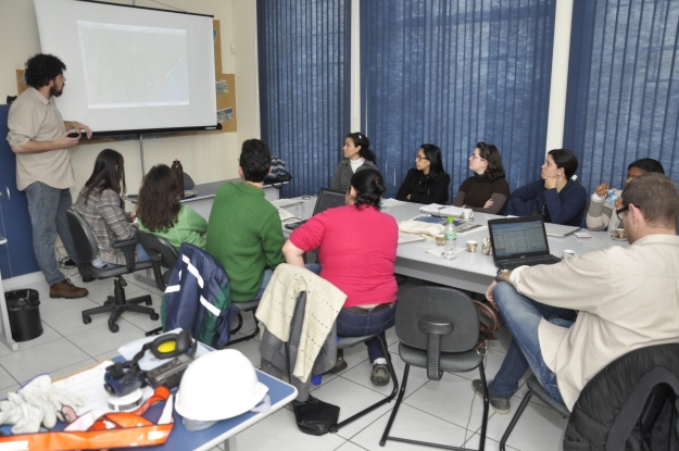 Encontro de formação continuada em Educação Ambiental das Gestões Ambientas da empresa STE.