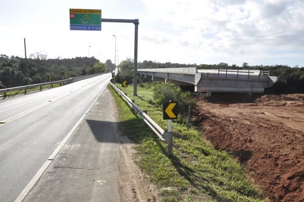 Ponte sobre o Arroio Pelotas - km 512