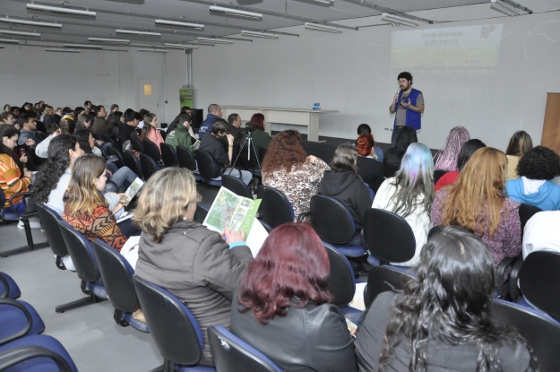 Palestras para os estudantes do Programa Nacional de Acesso ao Ensino Técnico e Emprego (Pronatec), na Anhanguera.