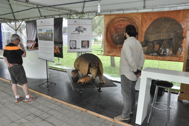 Estande da Gestão Ambiental na 42ª Feira do Livro de Pelotas - 31  de outubro de 2014.