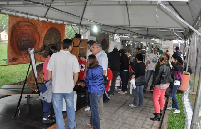 Estande da Gestão Ambiental na 42ª Feira do Livro de Pelotas - 02 de novembro de 2014.