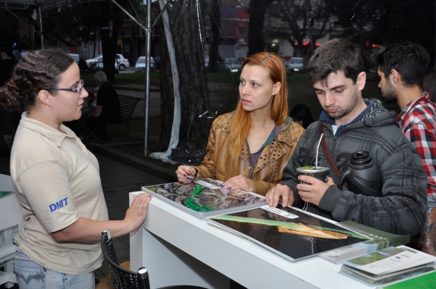 Estande da Gestão Ambiental na 42ª Feira do Livro de Pelotas - 02 de novembro de 2014.